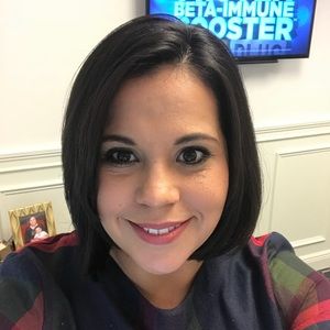 Meet your Posher, Mia